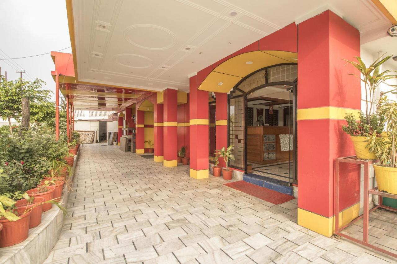 Wow Stayz2 Hotel Jahanvi Dale Haridwar Luaran gambar