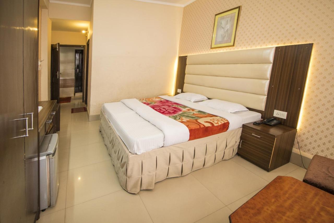 Wow Stayz2 Hotel Jahanvi Dale Haridwar Luaran gambar