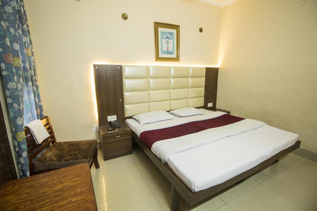 Wow Stayz2 Hotel Jahanvi Dale Haridwar Luaran gambar